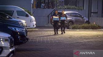 KPK Sita Dokumen dan Barang Bukti Elektronik dari Kantor Summarecon di Bogor