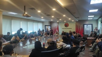 Minta PDIP Berani 'Ingatkan Presiden', WALHI Adukan Krisis Ekologi dan Tata Ruang ke DPR