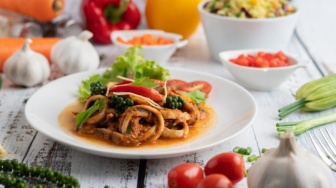 Jangan Asal Lahap! Perhatikan Bahaya Asam Domoat pada Kepiting dan Cumi-Cumi