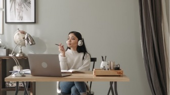 AI Makin Pintar dan Serba Bisa: Saatnya Gen Z Harus Punya Pikiran Kritis