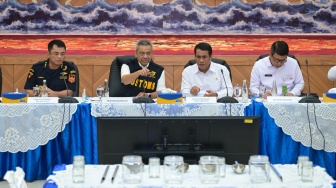 Bea Cukai Gagalkan Impor Garam, Beras, & Pakaian Bekas Ilegal Senilai Rp 27 Miliar
