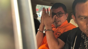 Jadi Tersangka dan Ditahan KPK, Bupati Bolmut Sirajudin Lasena Minta Maaf: Doakan Saya