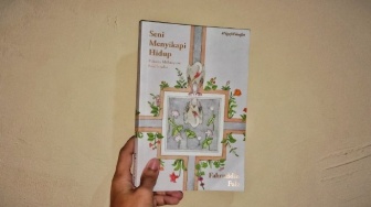 Belajar Memahami Diri dan Menemukan Ketenangan dalam Buku Seni Menyikapi Hidup