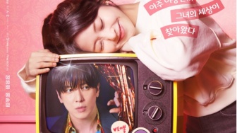 Oh My Guard Tayang Oktober, Intip Poster Jung Yong Hwa dan Hong Seung Hee!