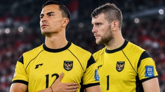 Maarten Paes Bicara Persaingan dengan Emil Audero: Yang Penting Timnas Indonesia Juara