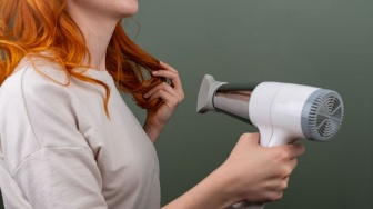 Cara Membersihkan Hair Dryer dengan Mudah, Bisa Dilakukan Sendiri di Rumah