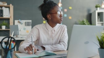 Bukan Sekadar Kutu Loncat, Ini Beda Job Hopping dan Career Exploration