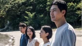 Vakum 8 Tahun, Lee Chang Dong Garap Film Baru Berjudul Possible Love
