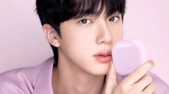 7 Rekomendasi Cushion Korea dengan Hasil Glowing Mulai Rp100 Ribuan