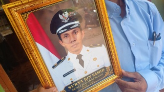 Bungkam Cibiran Tanpa Dendam, Ini Wejangan Sejuk Kades Pemilah Sampah di Bekasi kepada Sang Anak