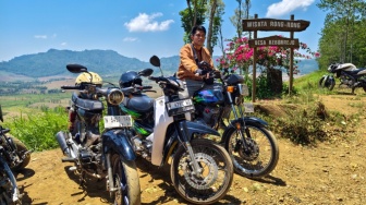 Jika Boring, Jangan Lupa Touring: Menikmati Lautan Awan di Puncak Malangsari