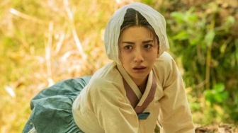 Nana Tanggapi Kritik Terkait Bibir di Drama The Scandal: Itu Kesalahan Saya