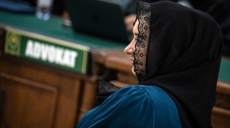 Terdakwa kasus dugaan korupsi pengadaan barang dan jasa di Pemkab Pekalongan Fadia Arafiq mengikuti sidang tuntutan di Pengadilan Tipikor, Semarang, Jawa Tengah, Kamis (24/9/2026). [ANTARA FOTO/Aprillio Akbar/wsj]