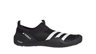 6 Sepatu Slip On Tanpa Tali Paling Nyaman untuk Jalan Kaki, Harga Mulai Rp120 Ribuan