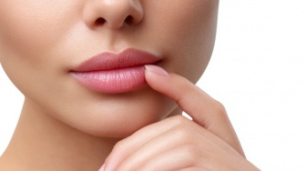 Bye Bibir Mengelupas! 5 Lip Care Panthenol untuk Bibir Plump dan Sehat