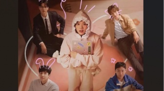 Absolute Value of Romance: Tentang Seorang Remaja dan Halunya yang Kejauhan