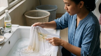 5 Cara Menghilangkan Bau Ketiak di Baju yang Membandel, Praktis Modal Bahan Dapur