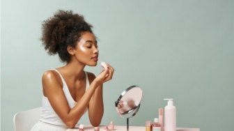 Tanpa Lip Filler! Ini 5 Pilihan Lip Plumper Korea untuk Bibir Lebih Penuh!