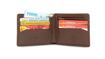 5 Rekomendasi Dompet Pria Lokal untuk Solusi Kado Ulang Tahun