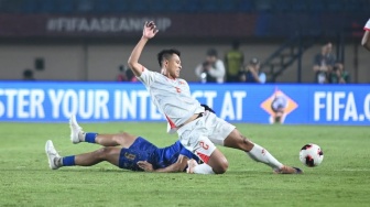 Thailand Hantam Vietnam 2-0, Anthony Hudson Bongkar Beban Berat Gajah Perang
