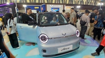 Tren Mobil Listrik Masuk Mobilitas Harian, Wuling Kenalkan Aira ev di GIIAS Semarang