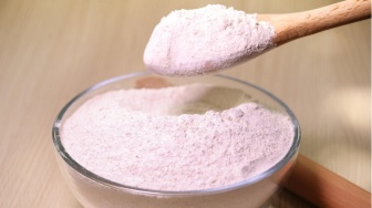 Sama-Sama dari Singkong, Apa yang Bikin Tepung Tapioka dan Mocaf Beda?