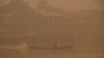 Kabut Asap Pekat, Kualitas Udara Palangka Raya Masuk Kategori Berbahaya