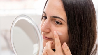 Anti Lengket! 5 Sunscreen Gel Lokal SPF 50 untuk Perlindungan Maksimal