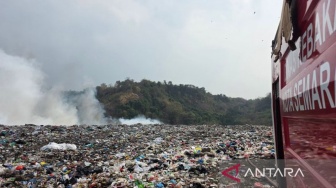 Kebakaran TPA Jatibarang Semarang Terkendali, 7 Mobil Damkar Masih Disiagakan