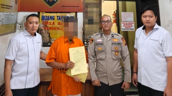 Eks Penghulu Kampung di Siak Ditangkap Terkait Korupsi Dana Desa Rp400 Juta