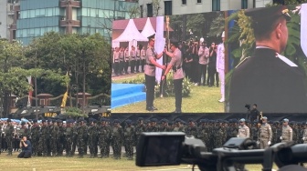 Listyo Sigit Serahkan Tongkat Komando Polri kepada Suyudi