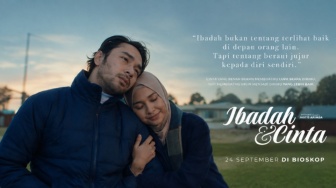 Review Ibadah & Cinta: Konflik Keluarga Menarik, Eksekusinya Kurang Terarah
