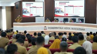 Appi Beri Peringatan Camat-Lurah: Tinggalkan Kebiasaan Santai, Tak Boleh Kerja Seremoni