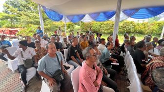 33 Tahun Kayuh Becak, Kini Acep Beralih ke Becak Listrik Bantuan Prabowo