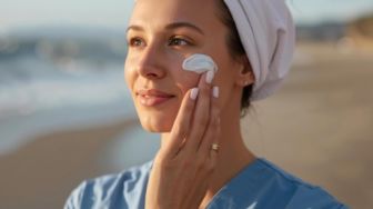 4 Barrier Sunscreen Andalan Buat Kulit Kering Cegah Dehidrasi dan Iritasi
