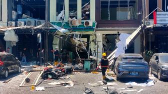 Tolong Teleponkan Mama: Jeritan Pilu Korban Ledakan Pakuwon City dengan Rambut Terbakar