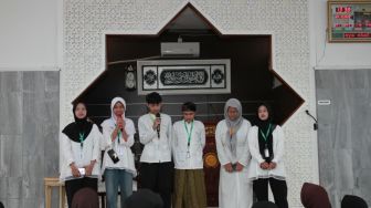 Pertemuan Rutin Bulanan: H. Robert Nitiyudo Wachjo Pesankan Dzikir & Syukur Kepada 1.232 Anak Binaan