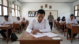 Dear Gibran, Begini Cara Ikut Kejar Paket C Setara SMA