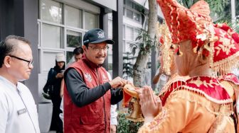 Gus Ipul Dorong Wali Asuh dan Wali Asrama Jadi Teladan bagi Siswa di Padang