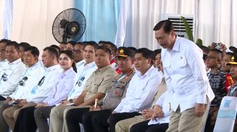 Kelakar Prabowo ke Luhut: Sekarang Saya Komandan Beliau