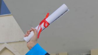 Bagaimana Cara Penyetaraan Ijazah Luar Negeri? Ini Syarat dan Prosedurnya
