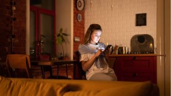 Fenomena Information Overload: Terlalu Banyak Informasi, Terlalu Minim Jeda