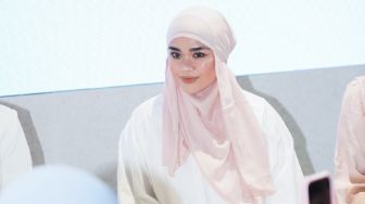 Sivia Azizah Ungkap Cara Merawat Kulit di Tengah Jadwal Padat, Andalkan Skincare dan Istirahat Cukup