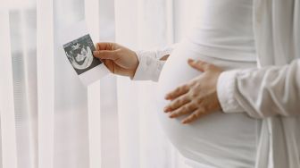 8 Arti Mimpi Hamil Padahal Belum Menikah menurut Islam