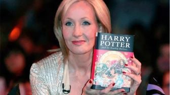 Potterhead Siap-siap! J.K. Rowling Rilis 2 Buku Terbaru Harry Potter 2027
