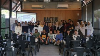 Membedah Luka Lewat Sastra dan Psikologi di Communitimes: Book Talk and Community Support Circle