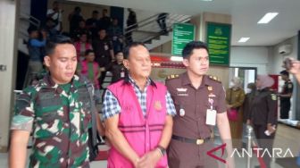 Kasus Korupsi Anggaran Rp19,5 Miliar! Mantan Ketua DPRD Merangin Ditahan Kejati Jambi