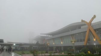 Penerbangan di Bandara Pekanbaru Terganggu Akibat Kabut Asap, 12 Pesawat Delay
