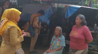 Sudin KPKP Jaksel Ancam Ambil Anjing yang Dilepasliarkan Pemilik