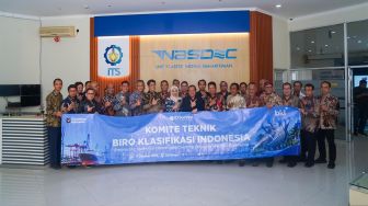 PT Biro Klasifikasi Indonesia (Persero) atau BKI menyelenggarakan Sidang Komite Teknik di Kantor Cabang Utama Klas BKI Surabaya yang dilanjutkan technical visit ke fasilitas penelitian di Institut Teknologi Sepuluh Nopember (ITS), Surabaya. [handout]